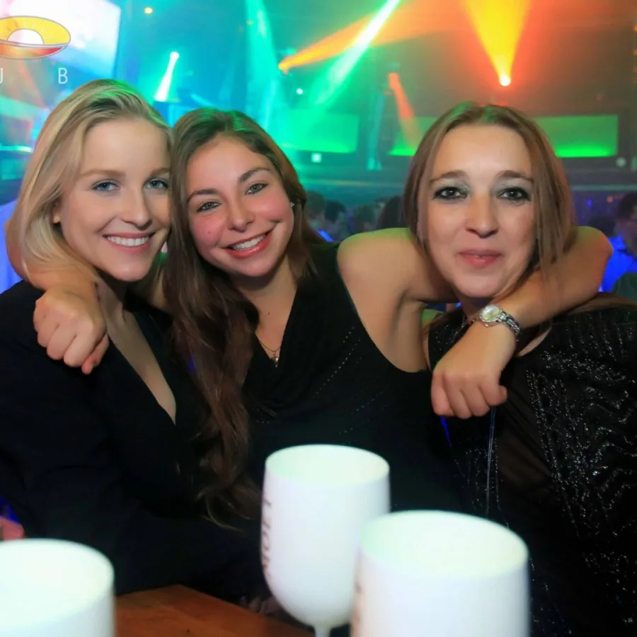 38596 10517 b65abb